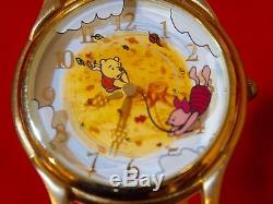 Winnie The Pooh Watch Disney Collectors Club Set Hunny Pot Fossil Ltd Edition