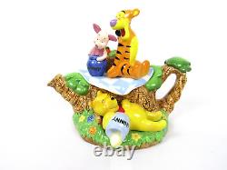 Winnie the Pooh Disney Showcase Collection Teapot Summer Cardew Unused