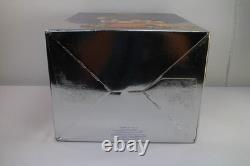 Winnie the Pooh Disney Store NIB Light Up Rumbly in My Tumbly Musical Snow Globe