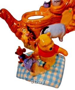 Winnie the Pooh Tea Pot Disney trademark Limited Edition Rare