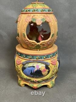 Winnie-the-Pooh's Thoughtful Spot Disney Store Snow Globe Music Box See Video