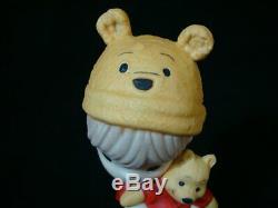 Zb Precious Moments-Disney-Boy Holding Pooh-Hunny, Nobody Sweeter Than You
