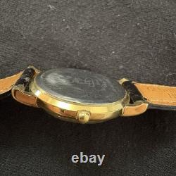 1993 Montre exclusive Disney Store Pooh et Piglet Lune Soleil Étoiles Nouvelle batterie