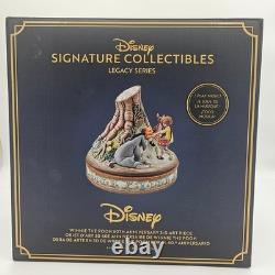 2026 Parcs Disney Winnie l’Ourson Figurine musicale du 60e anniversaire Legacy neuve en boîte 2026 Parcs Disney Winnie l’Ourson Figurine musicale du 60e anniversaire Legacy neuve en boîte