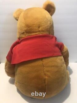 24 Disney Store Winnie Le Pooh