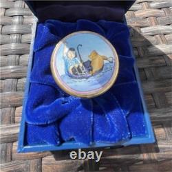 Boîte à bijoux collectible en émail Halcyon Days Winnie l'Ourson faite à la main