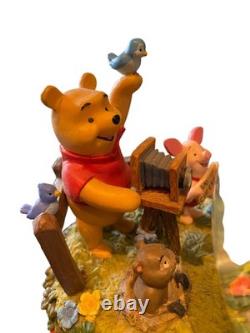 Boîte à musique en globe de neige Winnie l'Ourson avec petit cadre photo Disney Tigger Hibou