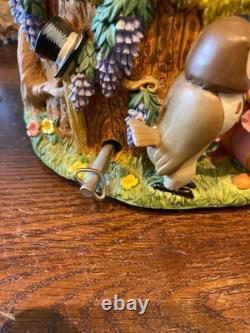 Boîte à musique en globe de neige Winnie l'Ourson avec petit cadre photo Disney Tigger Hibou