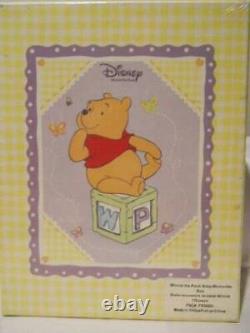 Boîte à souvenirs pour bébé Disney Winnie l'Ourson, reliure inconnue, par New Seasons, BON ÉTAT