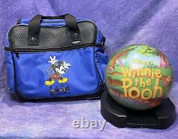 Boule de bowling rare Winnie The Pooh de Disney avec sac et épinglette VHS en excellent état (EUC)