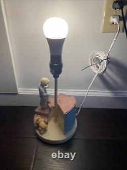 Charpente Disney Winnie The Pooh & Christopher Robin Staircase Lamp Works