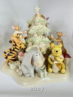 Collection Showcase Lenox Disney : Fête de Décoration de l'Arbre Winnie l'Ourson