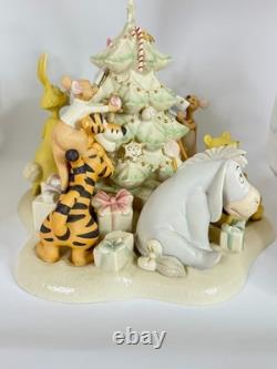 Collection Showcase Lenox Disney : Fête de Décoration de l'Arbre Winnie l'Ourson