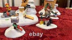 Collection de Noël Disney Winnie l'Ourson Snowy Village ENSEMBLE COMPLET! 12 pièces