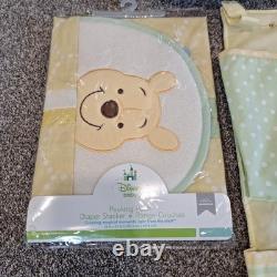 Disney Baby Winnie l’Ourson Ensemble de literie 4 pièces pour lit bébé avec couette, drap, couverture et matelas à langer