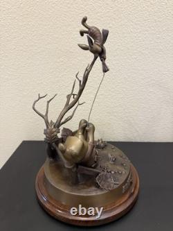 Disney Bill Toma Winnie l’Ourson Journée venteuse Sculpture en bronze Le n° 9/250 Rare Disney Bill Toma Winnie l’Ourson Journée venteuse Sculpture en bronze Le n° 9/250 Rare