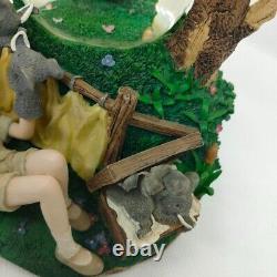 Disney Classique Winnie l'Ourson Boule à Neige Figurine de Christopher Robin