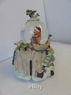 Disney Holiday Winnie The Pooh Snow Globe 1963 Wonderland Music Co Mr. Sander # 02