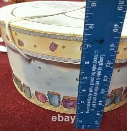 Disney Pooh Winnie The Pooh Vintage Hat Box Circle 16 Full Of Pooh Stuff(25)