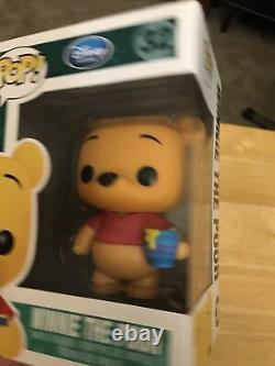 Disney Store Blue Label Funko Pop Winnie The Pooh # 32 Figure