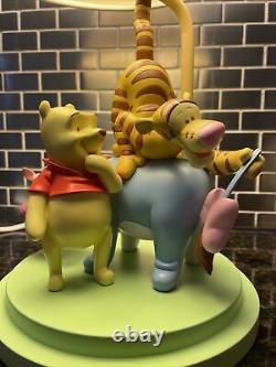 Disney Store Winnie Le Pooh Eeyore Piglet Tigger Figurine Table De Chevet Lampe