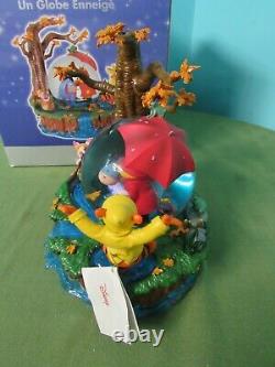 Disney Store Winnie The Pooh Rainy Day Music Box Snow-globe Avec Boîte Originale
