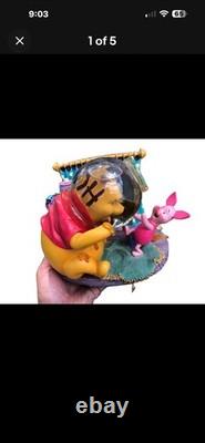 Disney Store Winnie l’Ourson Porcinet boule à neige musicale Rumbly in My Tumbly
