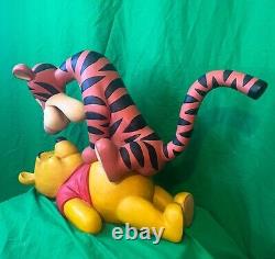 Disney WINNIE THE POOH & TIGGER Statue Big Fig 16 x 23 x 11 TRÈS RARE Vintage