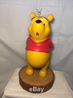 Disney Winnie L'ourson 21 Figurine Big Fig Bumblebee Htf Rare