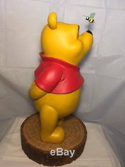 Disney Winnie L'ourson 21 Figurine Big Fig Bumblebee Htf Rare