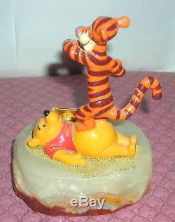 Disney Winnie L'ourson Et Tigrou Ron Lee Figurine