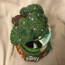 Disney Winnie L'ourson Grande Aventure Musicale Box Figurines Double Snowglobe
