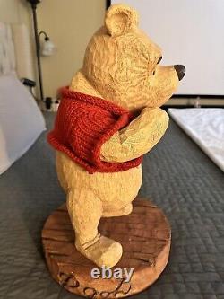 Disney Winnie Le Pooh Big Fig 75e Anniversaire Avec Le Sweater Faux Wood Carving