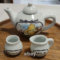 Disney Winnie Le Pooh Miniature Tea Ensemble Avec Panier Étui Jouet Tablerie Potterie