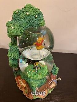 Disney Winnie The Pooh Christopher Robin 2-tier Snow Globe Vintage Collectionnable