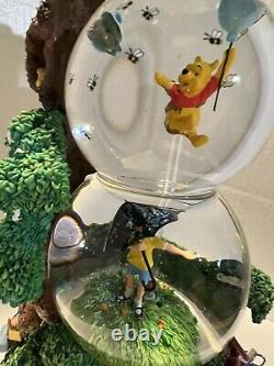 Disney Winnie The Pooh Christopher Robin Snow Globe À Deux Niveaux. Vintage Et Rare