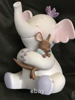 Disney Winnie The Pooh Heffalump And Roo Étreindre Figurine En Porcelaine