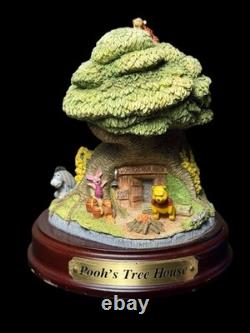 Disney Winnie l'Ourson La Maison de l'Arbre de Winnie le Pooh Design Fraser / La Collection Fraser