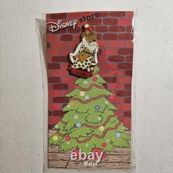 Disney Winnie l’Ourson Père Noël des pays autour du monde lot de 12 pins neufs
