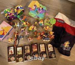 Disney Winnie l'Ourson Vintage Lot (figurines, costume, boîte à bijoux et pièces scellées)
