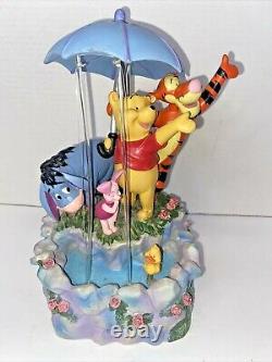 Disney's Collectionnable Winnie The Pooh And Friends Fontaine D'eau De Pluie Musicale