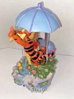 Disney's Collectionnable Winnie The Pooh And Friends Fontaine D'eau De Pluie Musicale