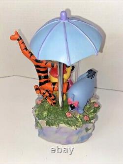 Disney's Collectionnable Winnie The Pooh And Friends Fontaine D'eau De Pluie Musicale