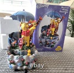 Disney's Winnie The Pooh And Friends Fontaine D'eau De Pluie Musicale En Boîte Video