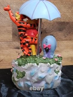 Disney vintage Winnie l’Ourson fontaine musicale à eau Tigrou Bourriquet Porcinet NOS 1989