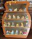 Ensemble De 22 Figurines Winnie L'ourson De Disney Lenox Et étagère Pour Pot De Miel #s29