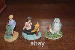 Ensemble de 22 figurines Winnie l'Ourson de Disney LENOX et étagère pour pot de miel #S29