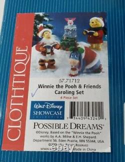 Ensemble de Noël chantant Clothtique Disney Showcase Winnie l'Ourson et ses amis, ensemble de 4