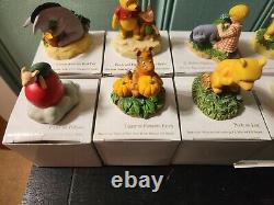 Ensemble de dé à coudre Disney Winnie L'Ourson en excellent état, 24 miroirs pour étagère d'exposition