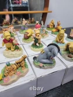Ensemble de figurines de dé à coudre Lenox Disney Winnie l'Ourson 22 étagère miroir affichage miel